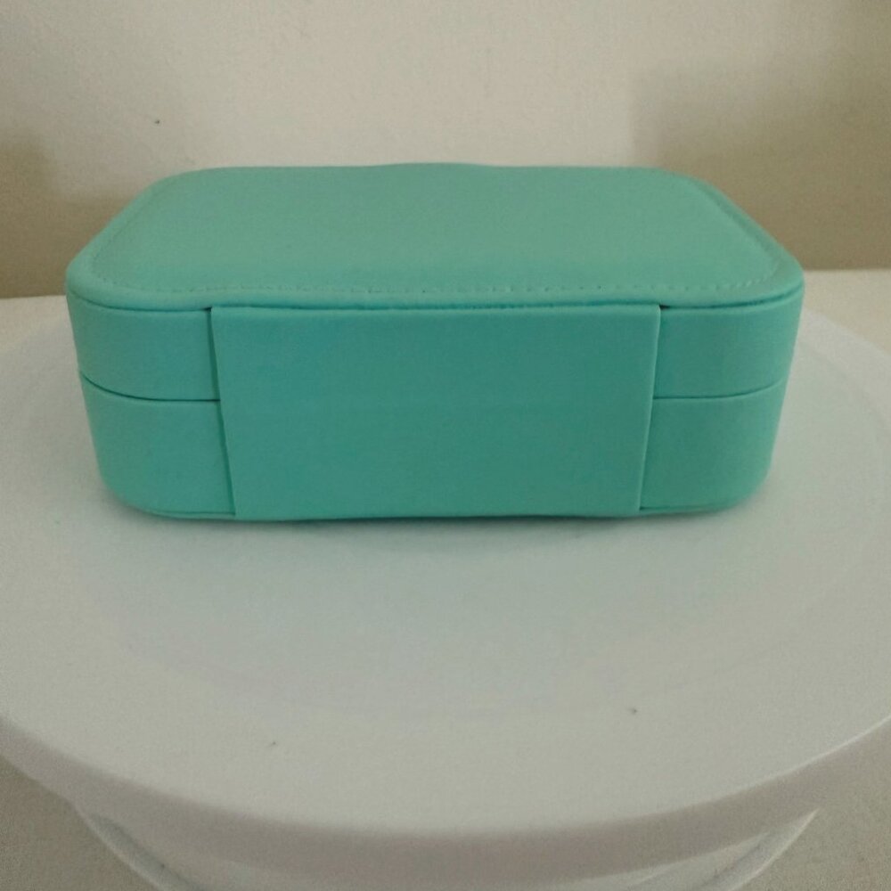 Travel Jewelry Box Organizer for Rings Earrings Necklaces Multiple Compartments - Picture 9 of 13